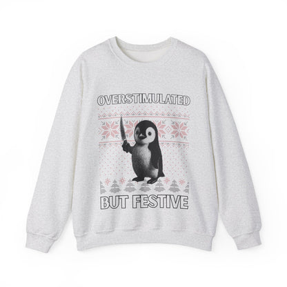 Überstimulierter, aber festlicher Pinguin-Weihnachtspullover