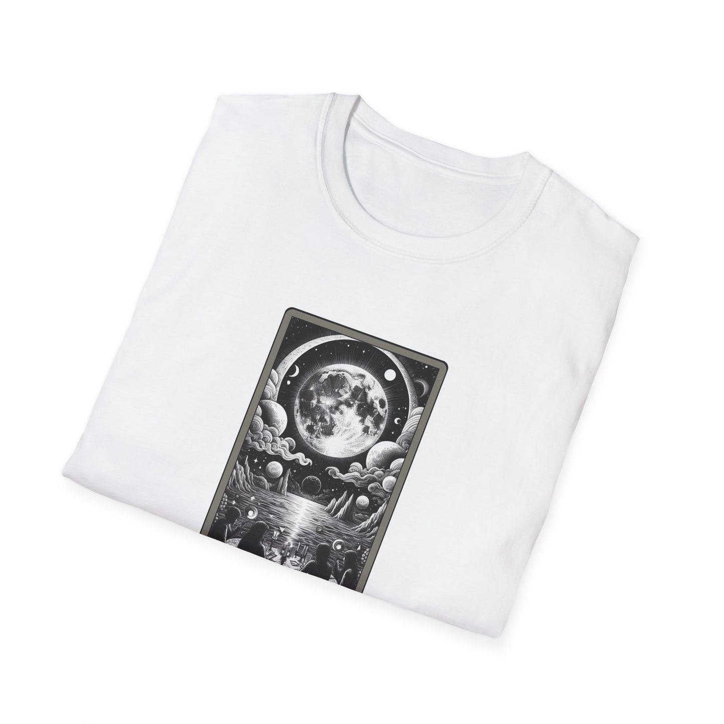 "The Moon" Tarot Card Graphic T-Shirt