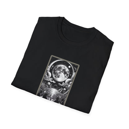 "The Moon" Tarot Card Graphic T-Shirt
